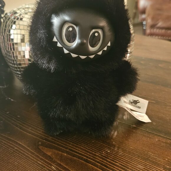 Labubus (Lafufus) - Picture 15 of 16